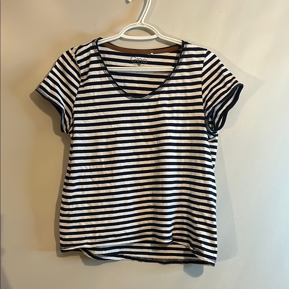 Black and White Fitted Short Sleeve T-Shirt